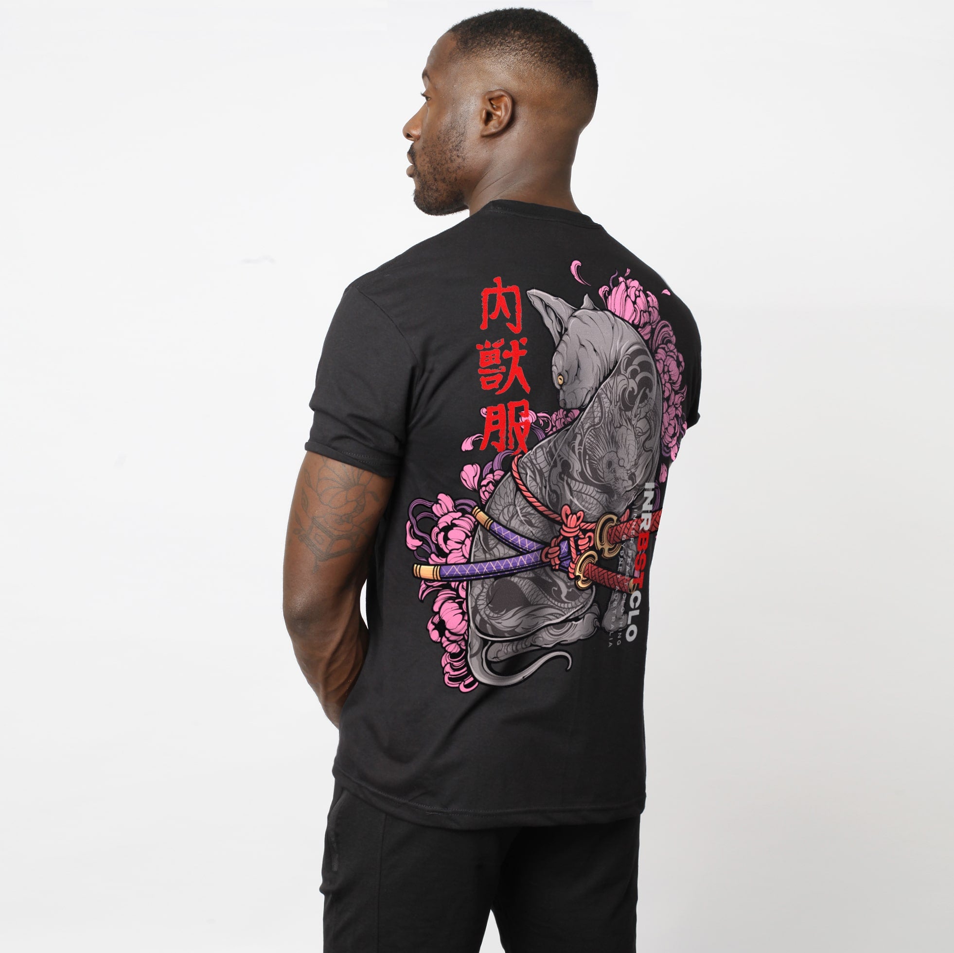BLACK NEKO SAMURAI TEE image 0