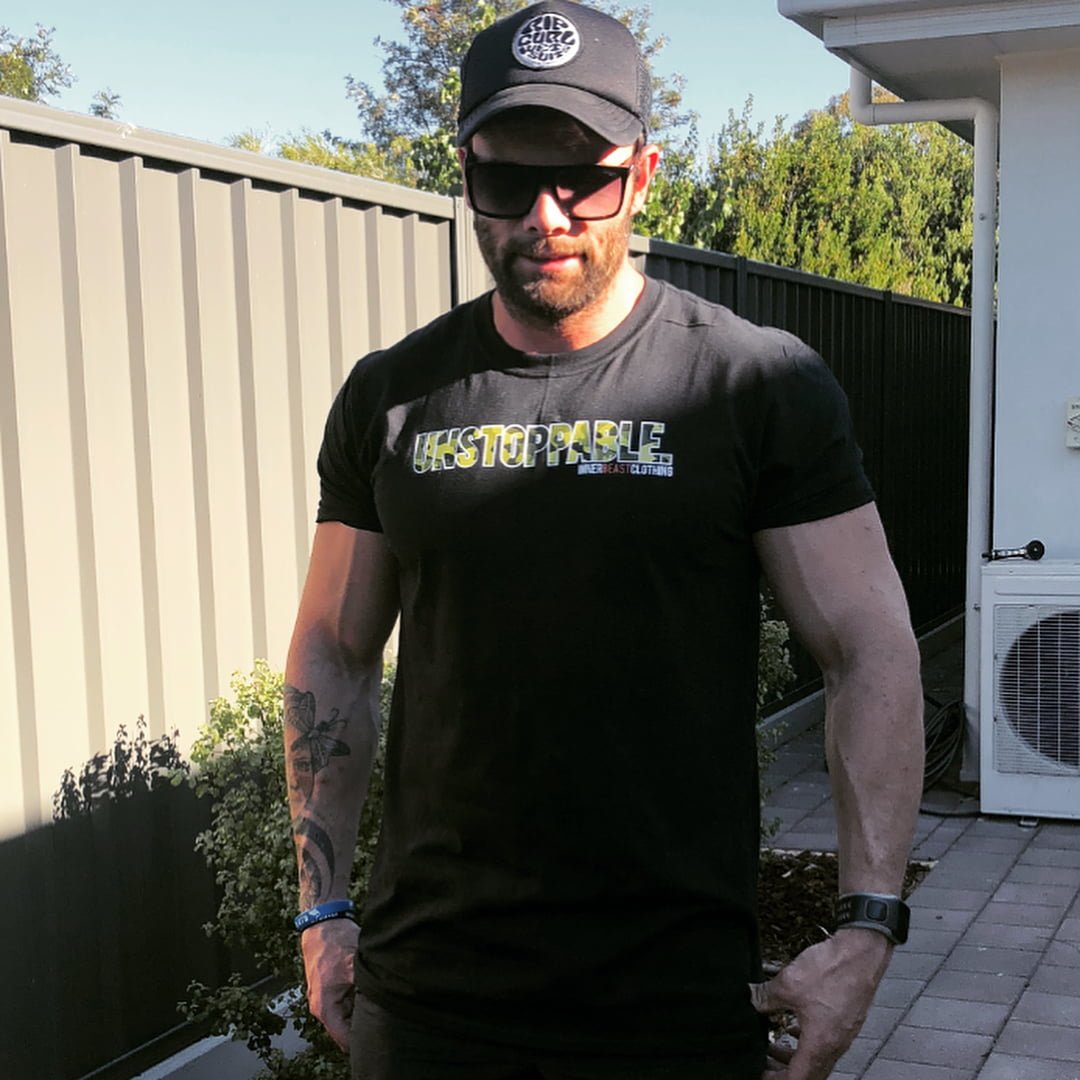 UNSTOPPABLE TEE image 6