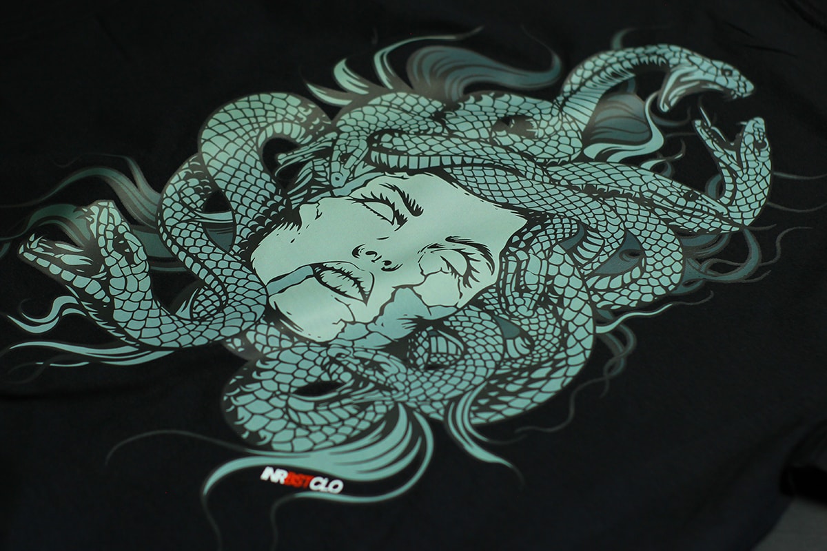 JADE MEDUSA TEE - Oversized Print image 1