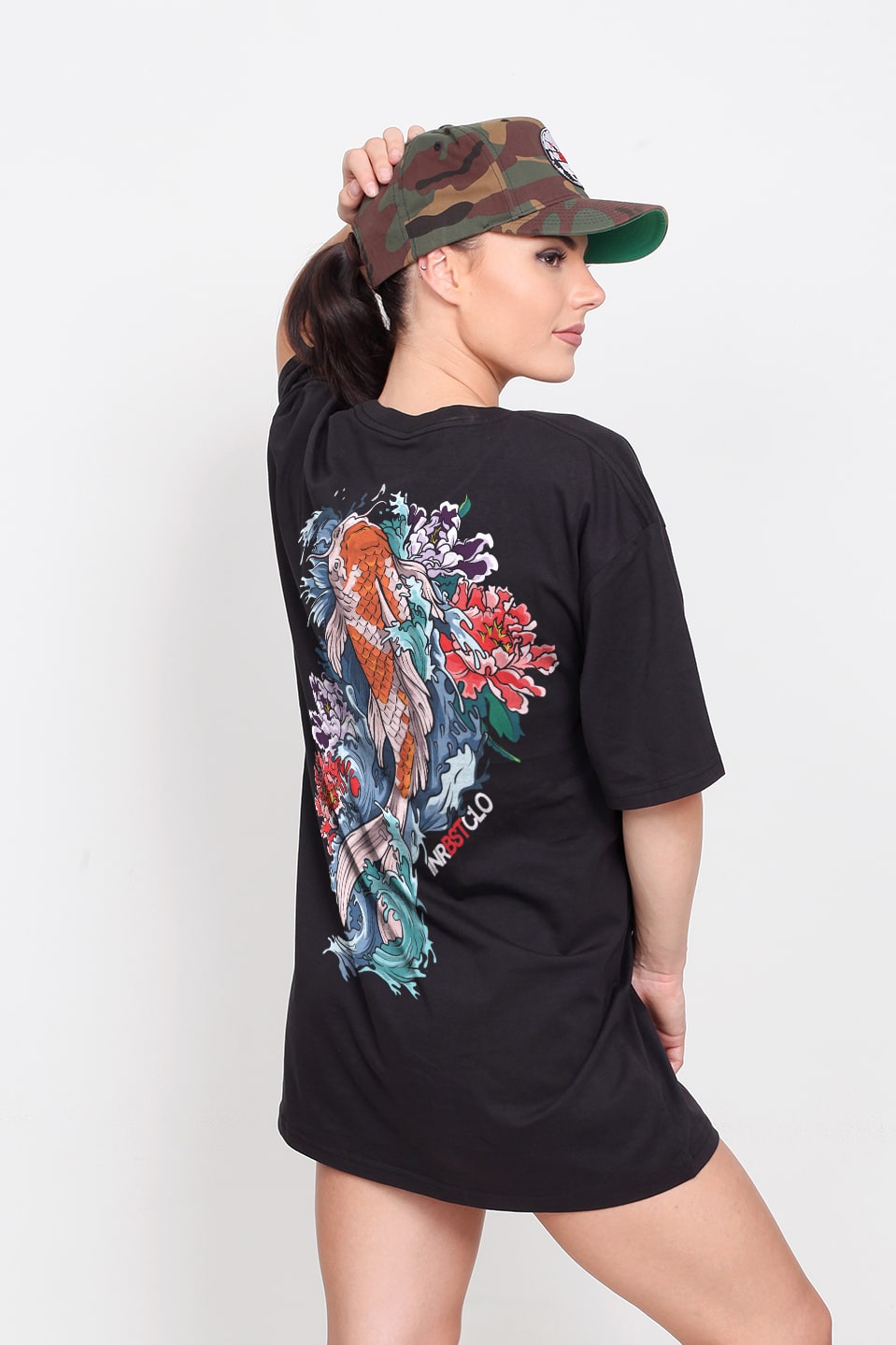 KOI SWIMMING UPSTREAM UNISEX TEE image 0