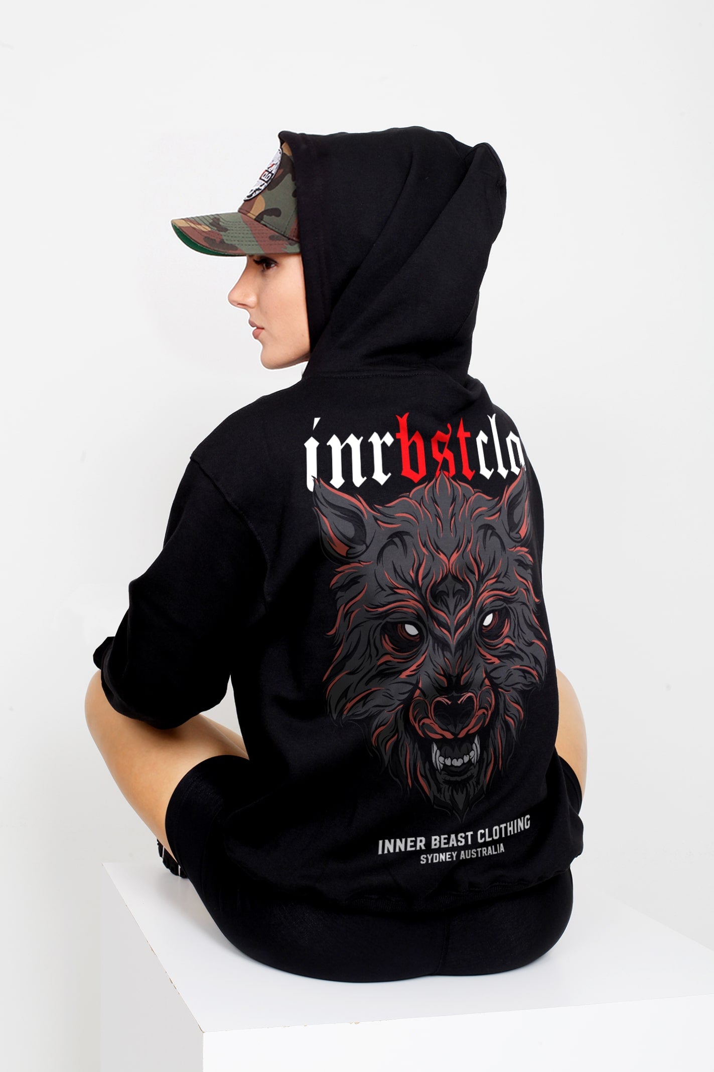 WOLF UNLEASHED PULLOVER HOODIE image 0
